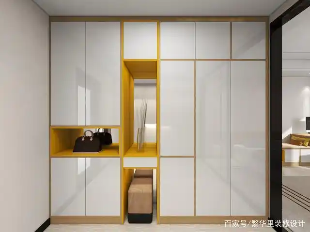 小编为大家准备了一些今年最流行的衣柜配色,不妨参考一下!