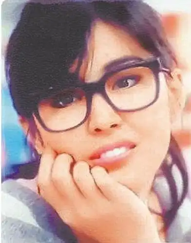 王祖贤不甘被指整形 晒美照大方笑(图)|王祖贤|照片|整形_新浪娱乐