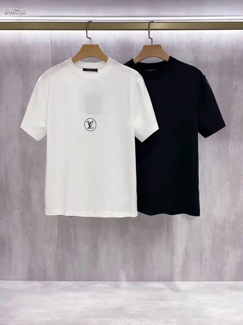 2023新款.lv 23s春夏新款男女同款91短袖t恤,专柜 - 抖音