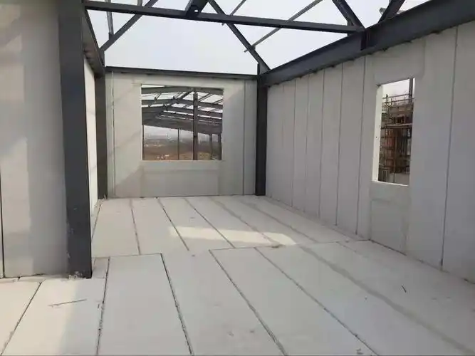 山东alc板出口厂家直销轻质隔墙蒸压加气混凝土板厂家/批发/供应商