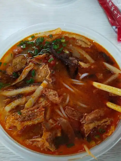 深夜好馋螺蛳粉谁懂