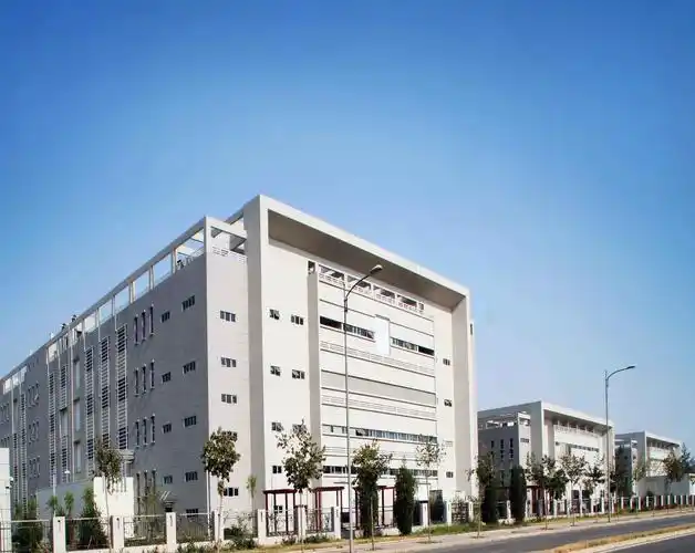 高端厂房-北京建工四建工程建设有限公司