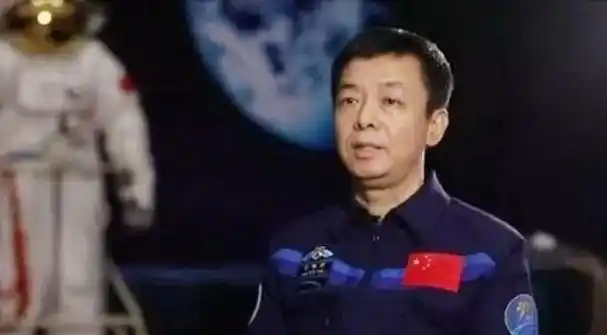 6将军8大校全队服