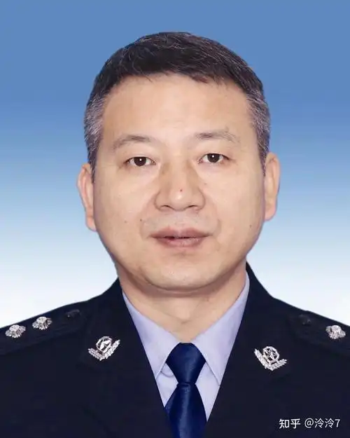 江西省上饶市公安局现任领导简介