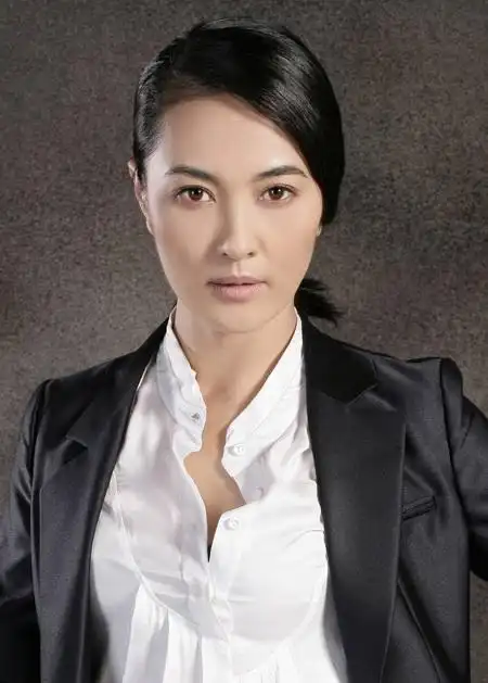 王菁华加盟《春天》 演绎服装商人林成娇