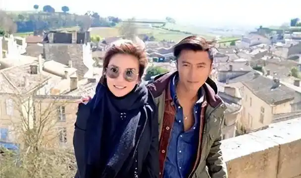 如今才明白谢霆锋对张柏芝不是喜欢而是深爱