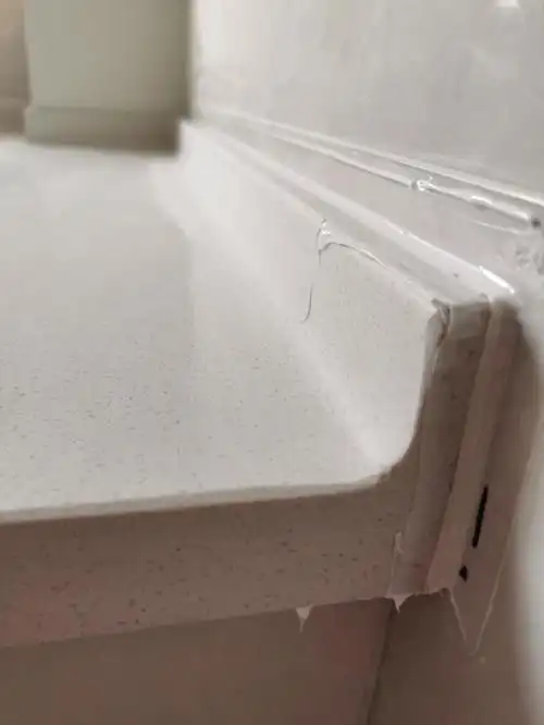 这个是假的一体成型圆弧挡水条吧