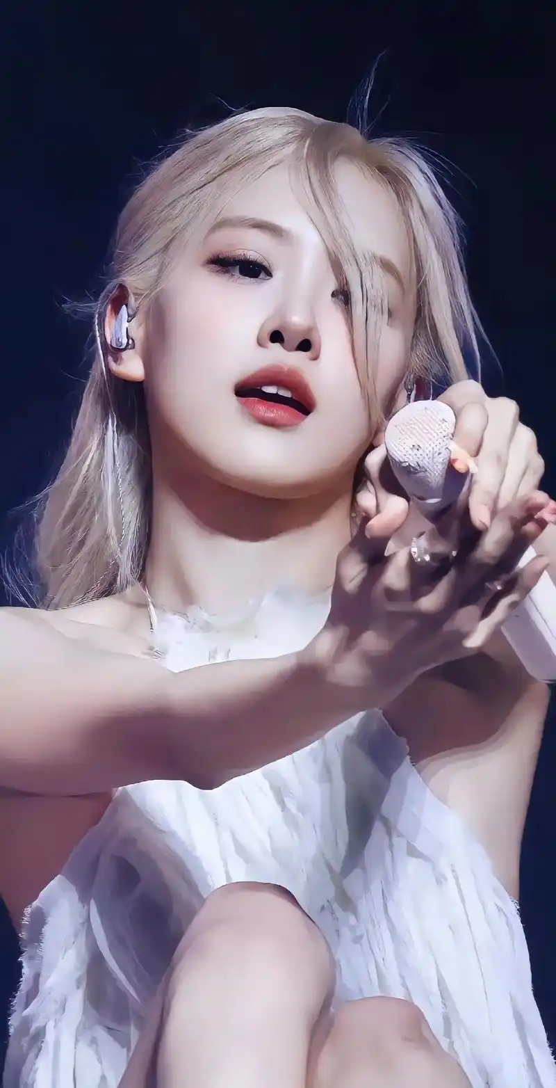 朴彩英rosé #rose朴彩英澳洲野玫瑰 #blackp - 抖音