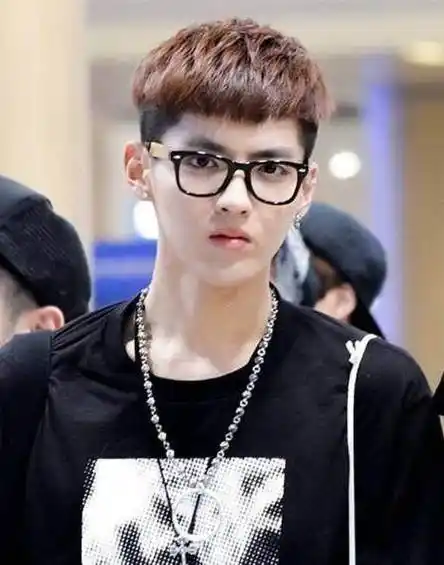 张翰的帅吗?_陈伟霆_链子_东西