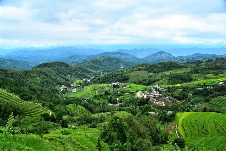 陕南之旅(二)汉阴古梯田