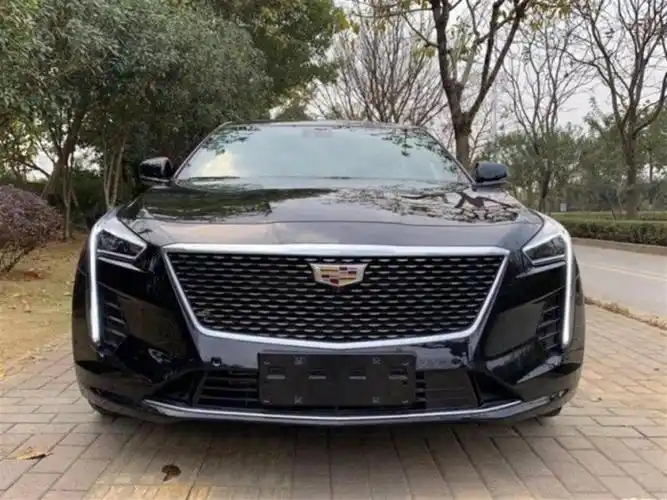 成都2020年01月凯迪拉克ct62020款28t豪华型黑色自动档