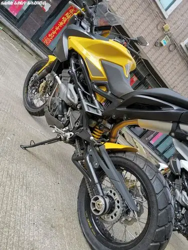 贝纳利亚马逊1130