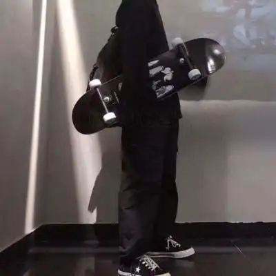 滑板男孩系列 ps:图源ks&xyjmh_男生头像_我要个性网