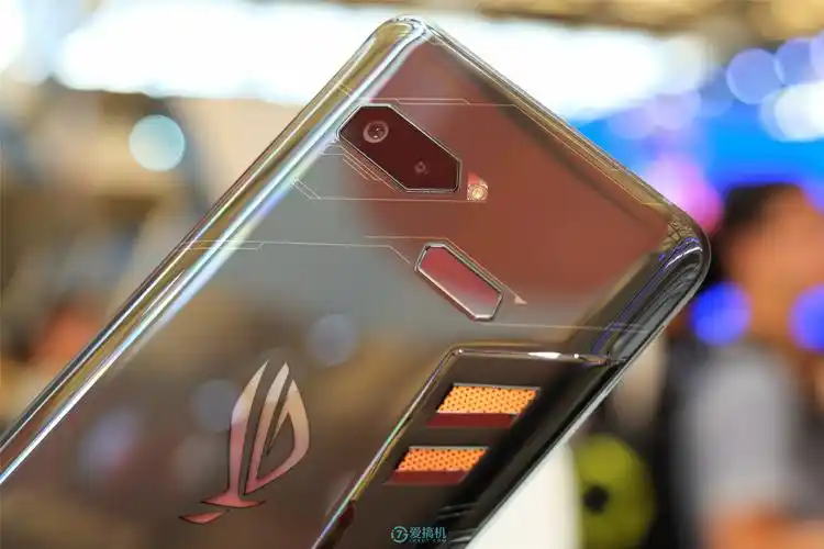 败家之眼 华硕rog phone游戏手机体验