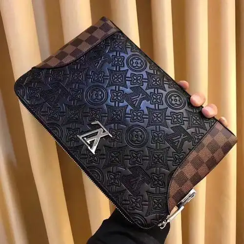 官方lv新款男士真皮手拿包牛皮商务手抓包男包老花软皮夹包密码锁信封