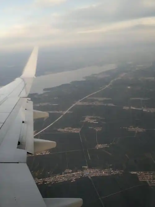 杭州萧山国际机场飞机起飞瞬间