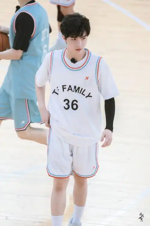 苏新皓 2022tf家族运动会 篮球赛 系列图