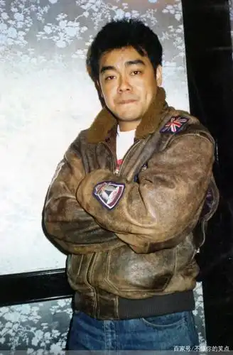 组图:呆萌青涩,刘青云早年旧照