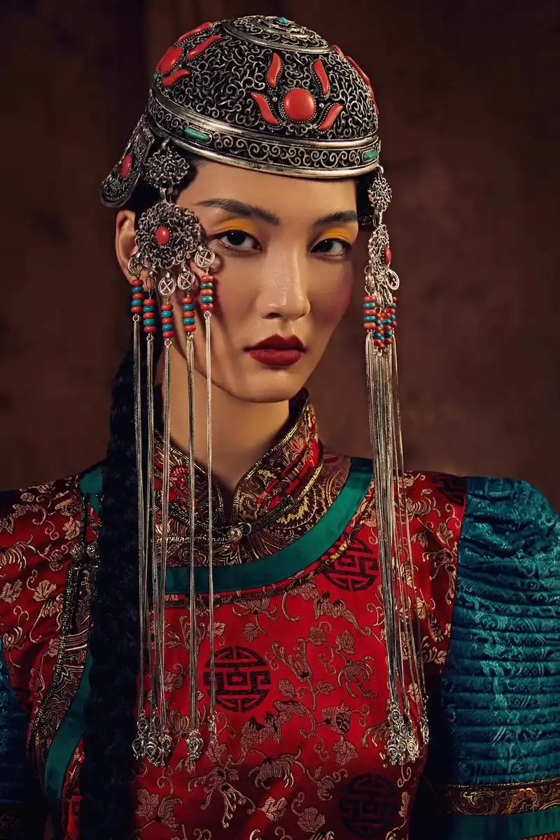 蒙古族 #民族风 #民族服饰 #人像摄影 #传统服饰    - 抖音