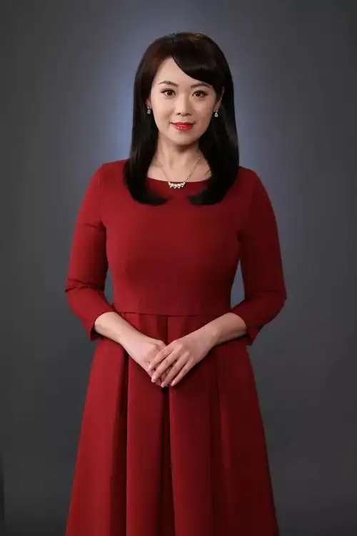 橙友圈本周福利凤凰卫视主持人官方照第一弹