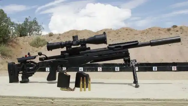 它是一款令人信赖的狙击步枪其卓越的精准度和可靠性广受赞誉