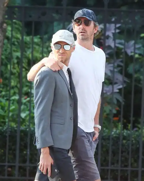 李佩斯leepace和男友matthewfoley一起在纽约外出被拍