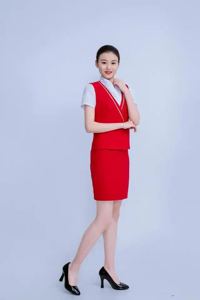 艺考群像_2022空乘专业艺考学员-顶峰空乘艺考培训