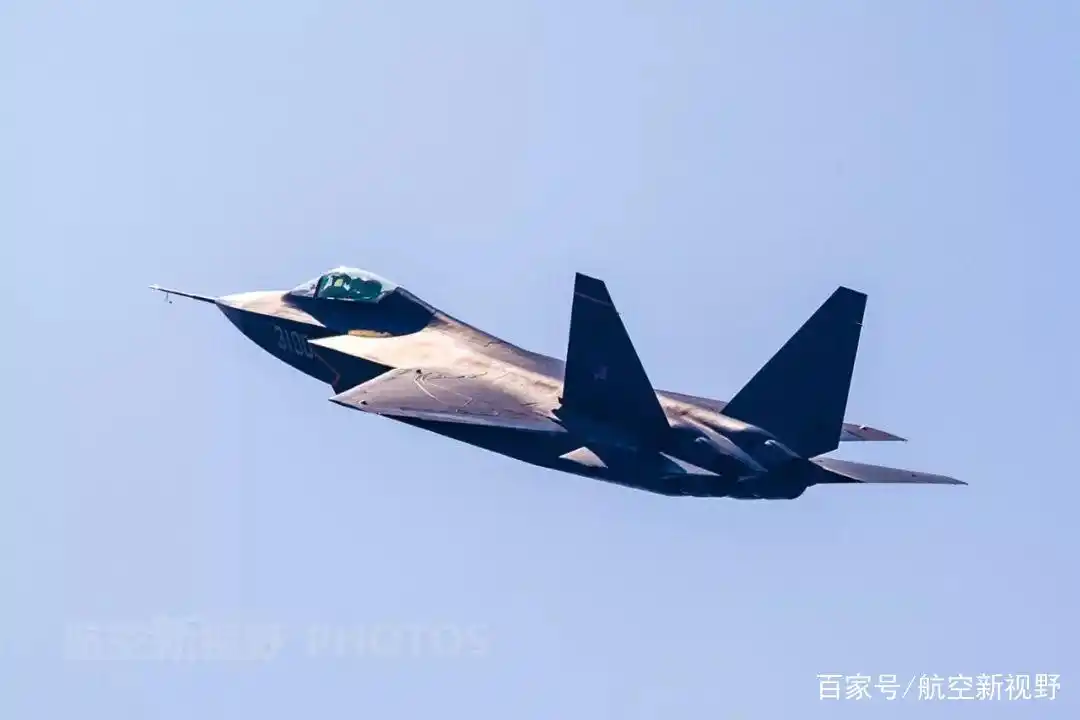 沈飞fc-31隐形战机验证机 一款独一无二的国产战机