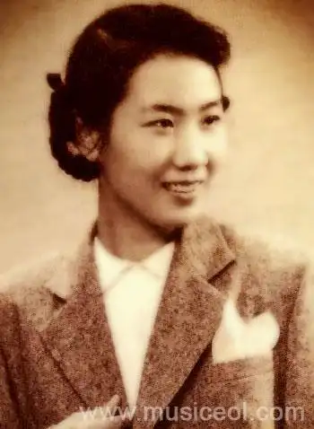 中国著名越剧表演艺术家袁雪芬辞世