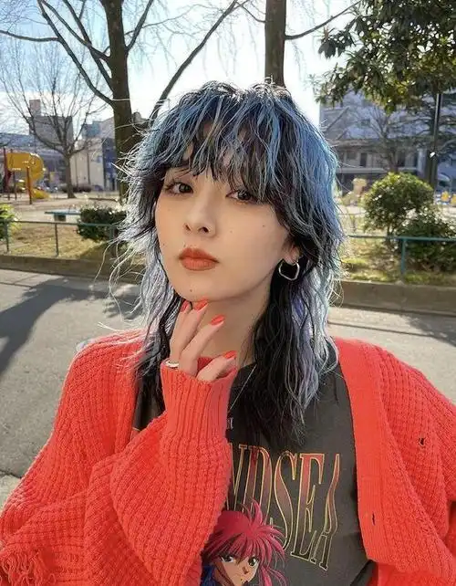 女发不论怎么剪最好试试狼尾鲻鱼头个性时尚超高回头率