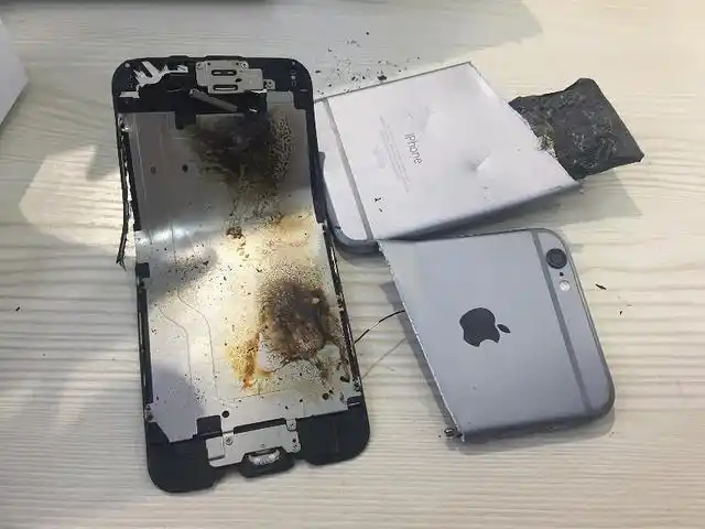 苹果又一款数码产品发生爆炸,售价1999元,他会走上三星的老路吗