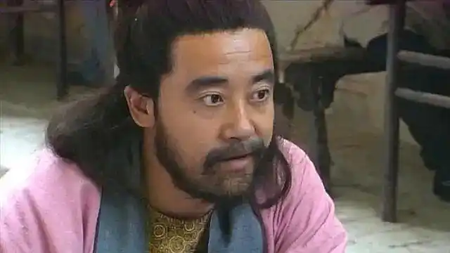 《白眉大侠》中细脖大头鬼房书安有哪些战绩?