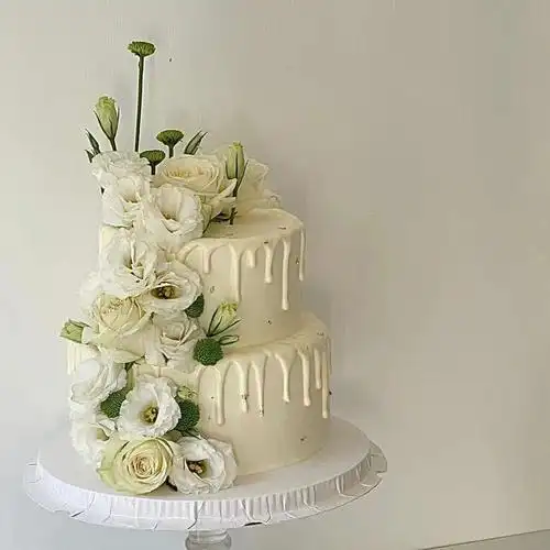 双层鲜花蛋糕