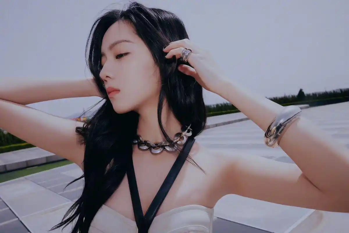 庄达菲北影节复古迷梦感写真组图