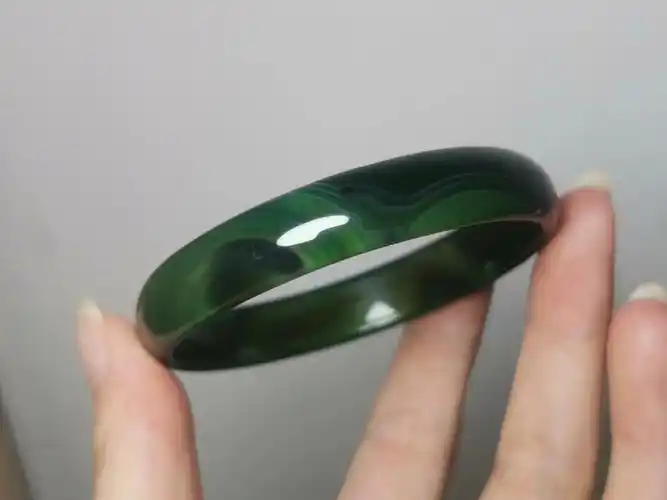 碧潭涟漪56口深湖水绿玛瑙玉髓手镯