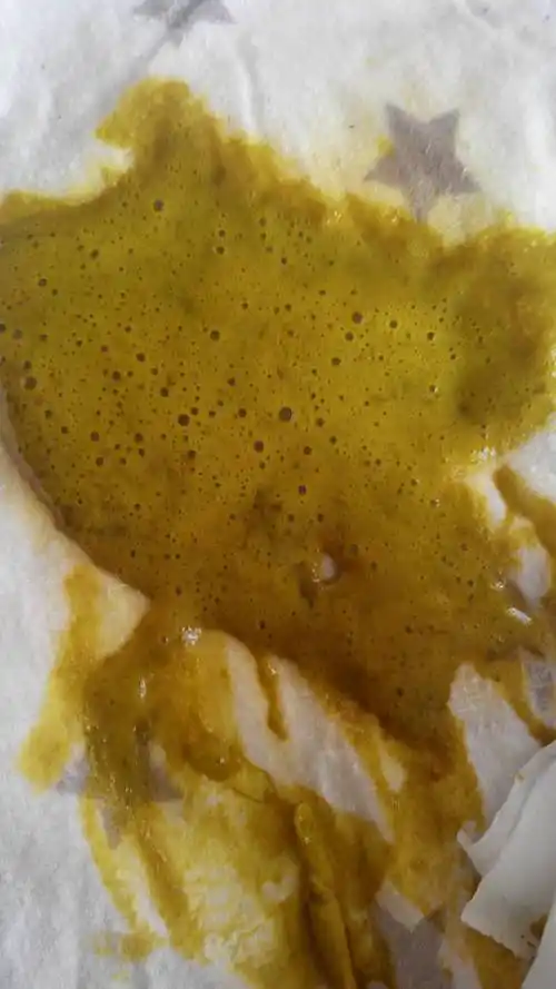 两个月宝宝大便怎么有沫啊,是怎么回事,该怎么办啊,急急急