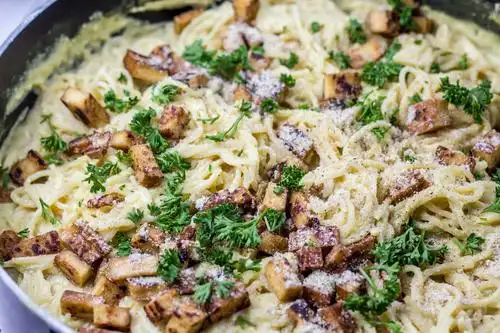 vegan spaghetti carbonara