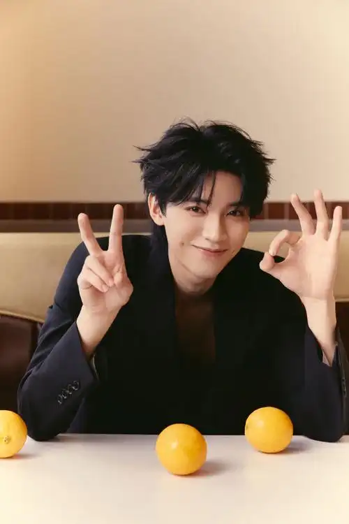 周翊然1122生日快乐##周翊然见面会##光影变幻翊然是你