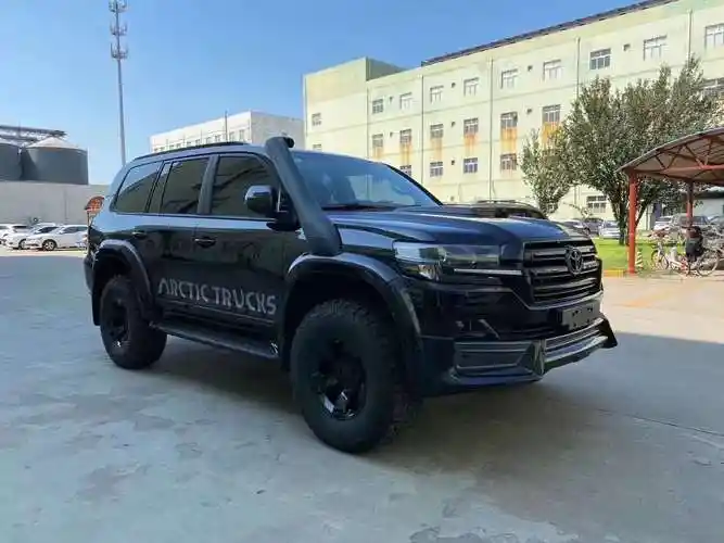 柴油霸主酷路泽4500黑金刚越野顶级座驾