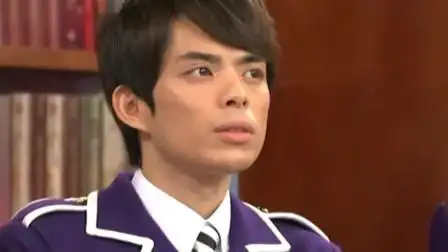 萌学园:脸书:维多利亚喜欢谁?帕主任认定是自己,结果两人为此发生矛盾