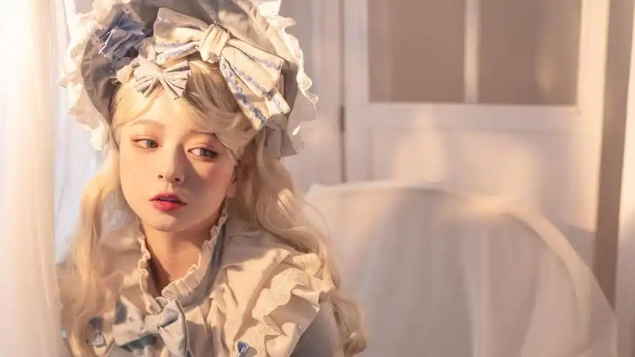 可爱少女甜美迷人洛丽塔写真