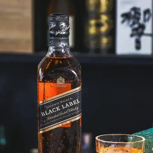 威士忌尊尼获加黑方12年700ml苏格兰进口洋酒行货威士忌