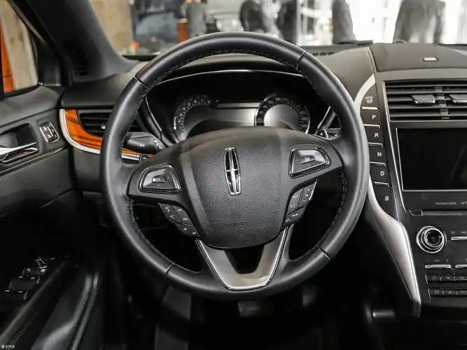 0t 两驱尊雅版_中控区_3/437张图片】_汽车图片大全_爱卡汽车