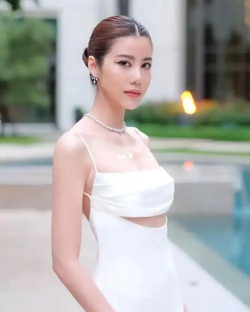 小尼姑  #泰星小尼姑  #esther  #泰星esther  ##泰国明星  #泰星