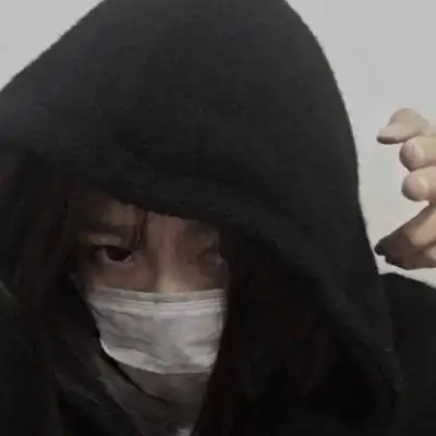 微信戴口罩女生头像客桥