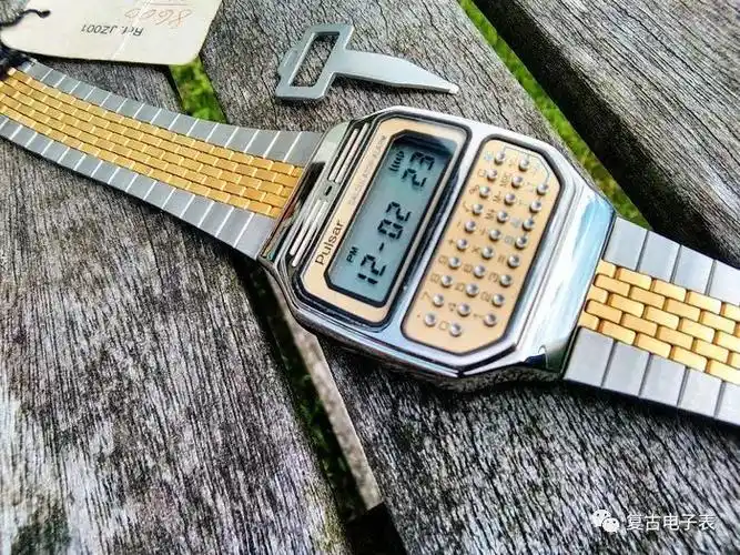 精工脉冲星全金属旋盖计算机手表——seiko pulsar y739