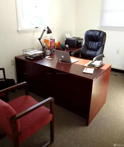 总经理办公室简单室内装修效果图图片