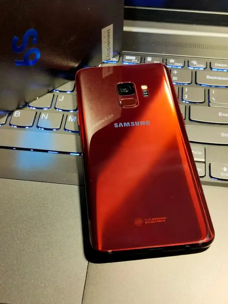 三星s9稀有的勃艮第红,超好看,可以说是18年9487的颜值担 - 抖音