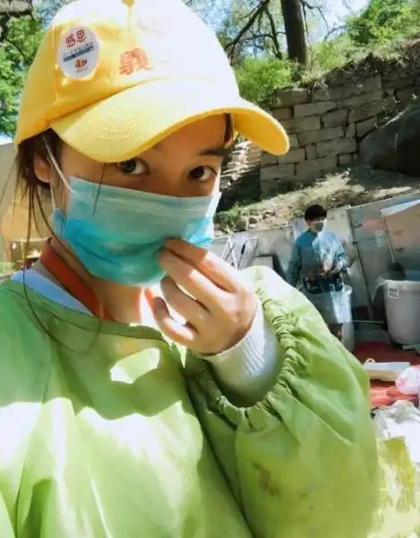 释小龙老婆杨丽晓介绍释小龙的妻子个人资料