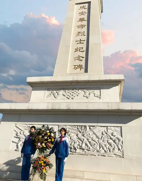 人民英雄纪念碑的浮雕创作与雕塑风格简介